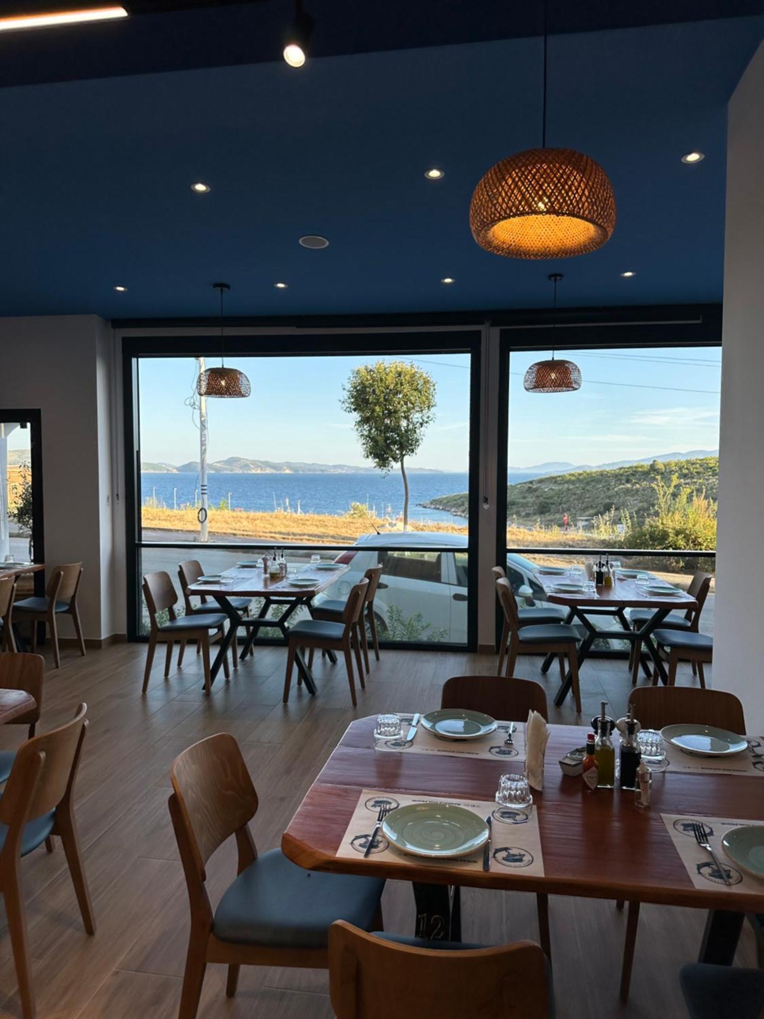 Relax Mea Hotel Sarandë Eksteriør bilde